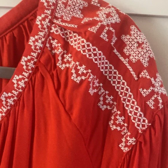 Solitaire Dress - Picture 6 of 7